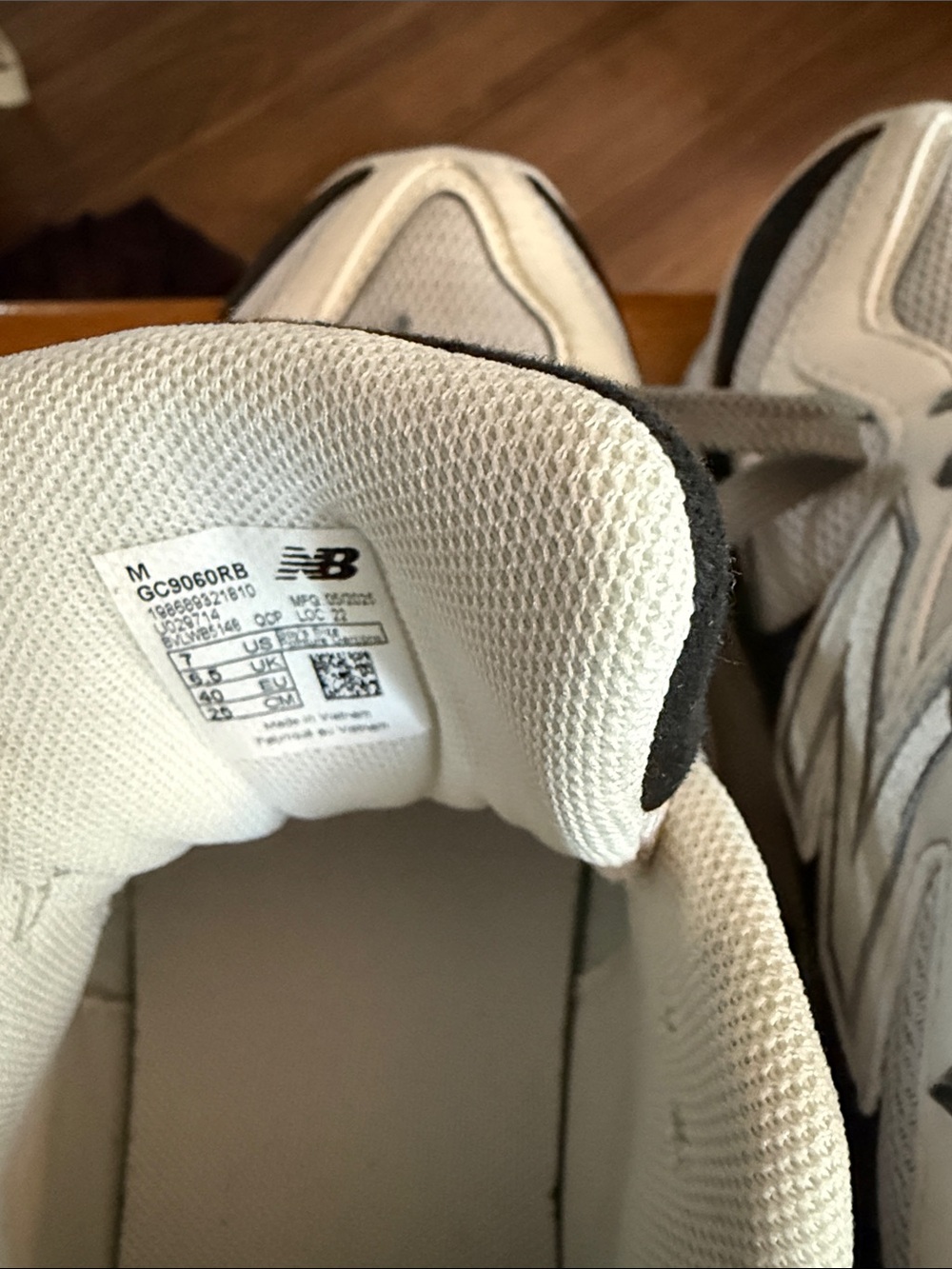 New Balance Kids White & Black Sneakers - Picture 3 of 7